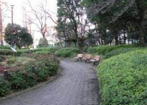 公園　目黒区民センター公園（公園）まで608m