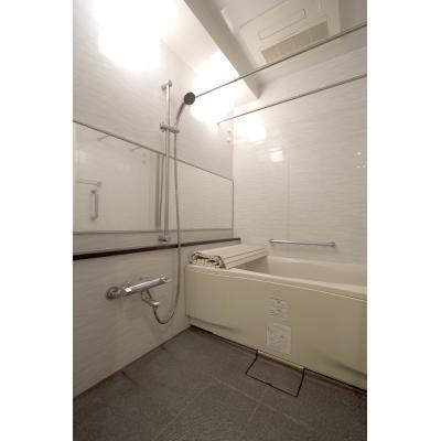 バス・シャワールーム　室内イメージ