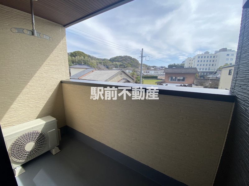 バルコニー　別建物同間取り