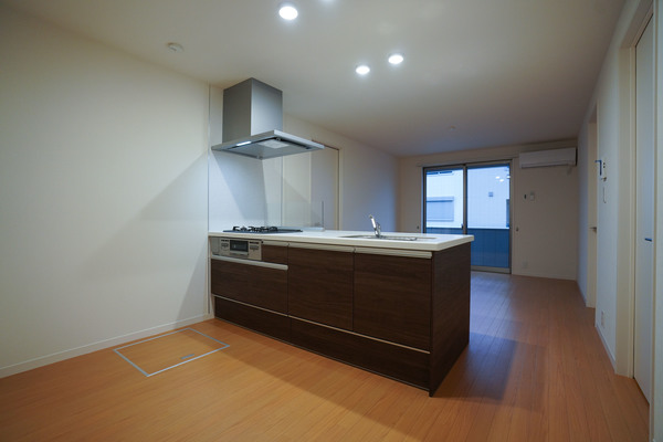 キッチン　同じ敷地内の別の部屋