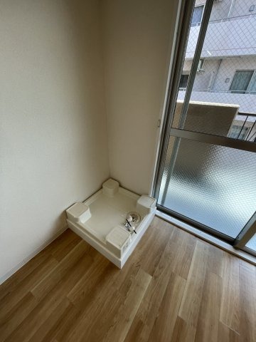 その他　室内洗濯機置き場です