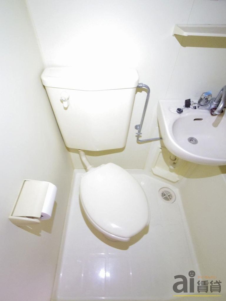 トイレ　※同仕様写真