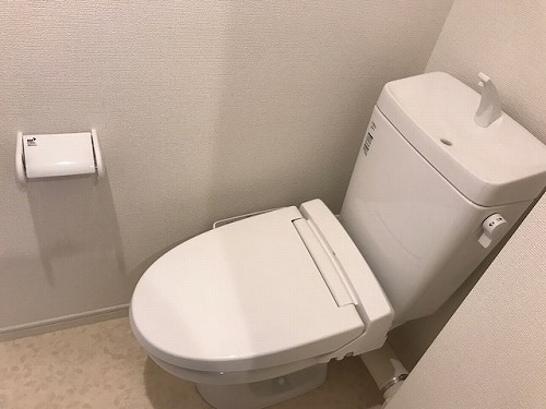 トイレ　洗浄便座設備♪