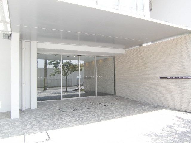 エントランス　★お洒落なエントランスです★