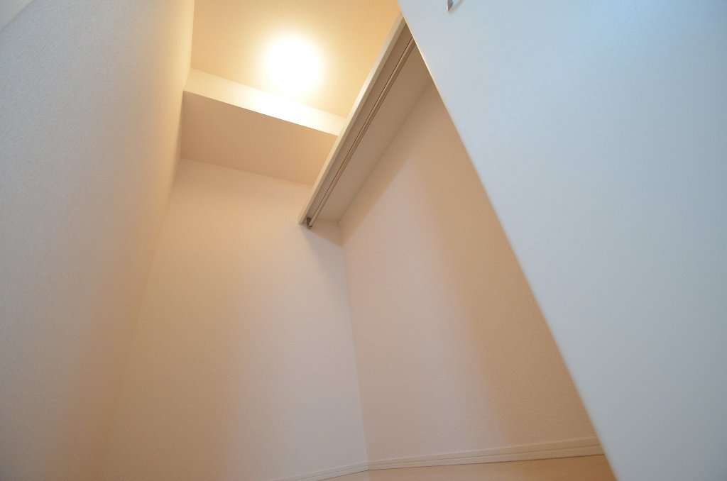 収納　クローゼット