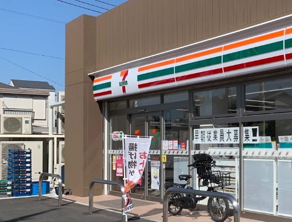 コンビニ　セブンイレブン 川崎宮内4丁目店（コンビニ）まで348m