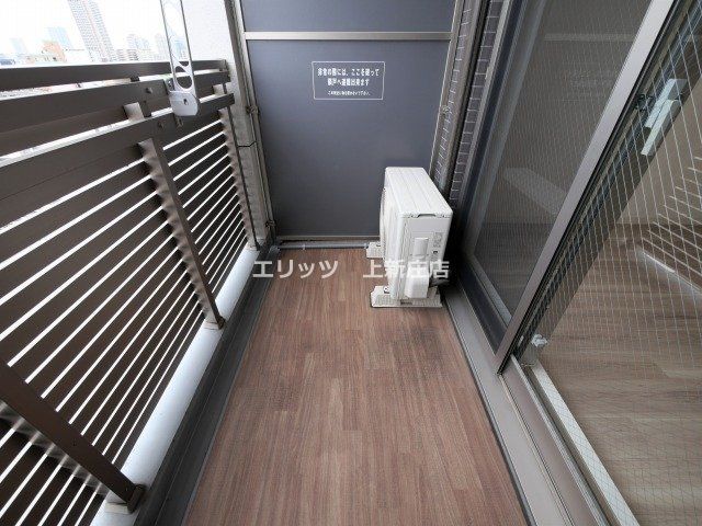 バルコニー　バルコニー