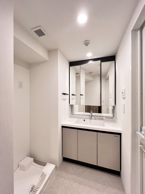 洗面設備　※写真は同タイプ住戸です。