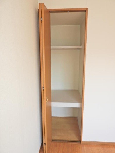 収納　※参考画像（間取り反転）