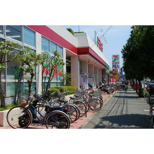 ショッピングセンター　ヨークフーズ藤沢六会店（ショッピングセンター）まで1076m