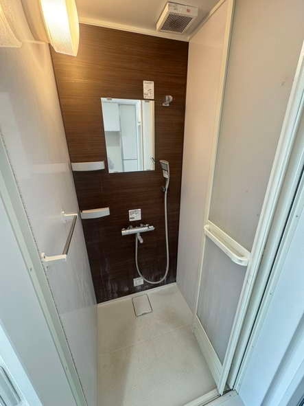 バス・シャワールーム　※同物件別号室の参考写真です。