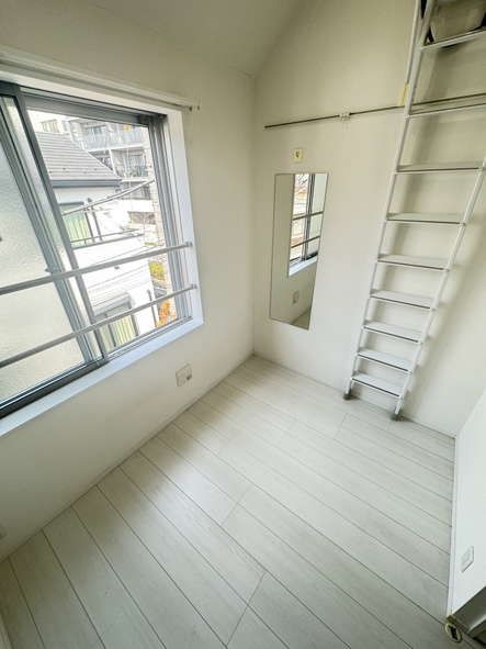 収納　※同物件別号室の参考写真です。