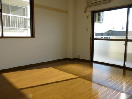 居室・リビング　※現況優先