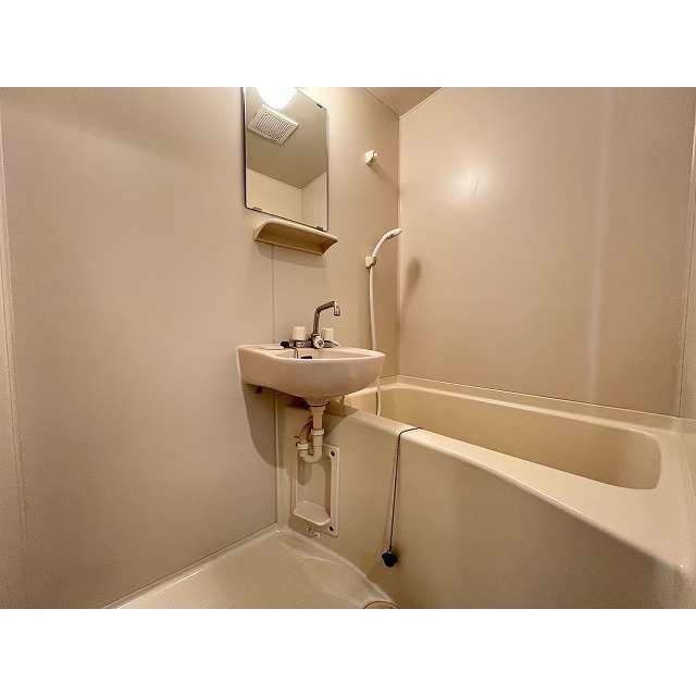 バス・シャワールーム　バストイレ別◎