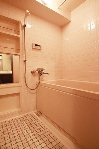 バス・シャワールーム　別タイプ部屋　参考写真です