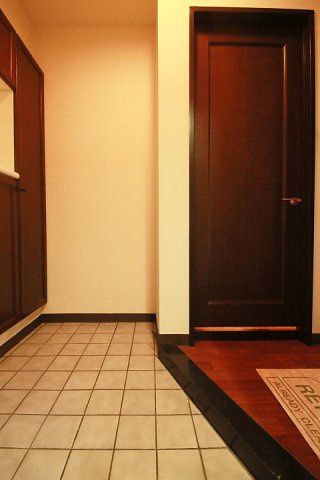 玄関　別タイプ部屋　参考写真です