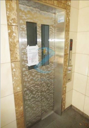 ロビー　エレベーター