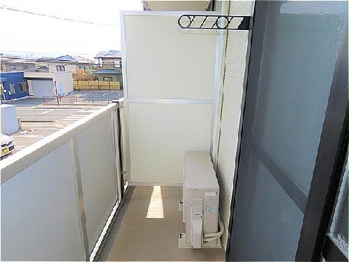 バルコニー　洗濯物を外干しできます