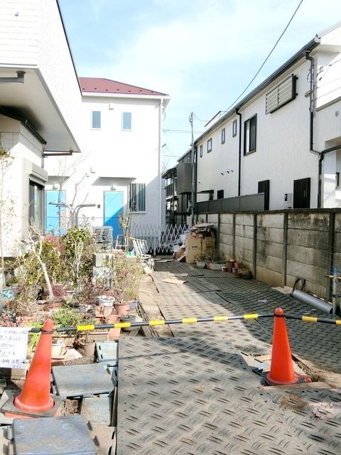 エントランス　☆エントランス（建設中）☆