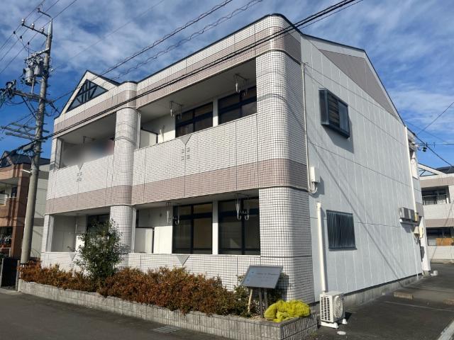 エントランス　外観写真（昼）