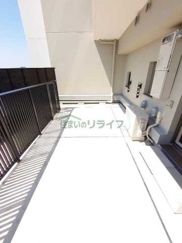 バルコニー　プラウドフラット日暮里