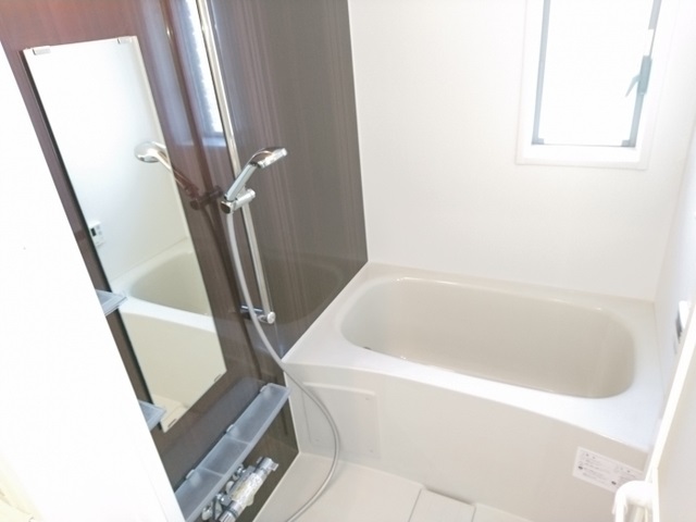 バス・シャワールーム　日々の疲れを癒すお風呂です♪