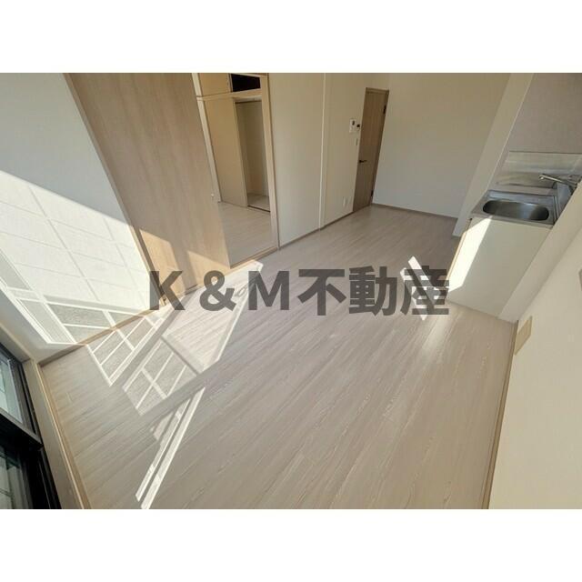 居室・リビング　こちらのリビングで趣味の時間をお楽しみください