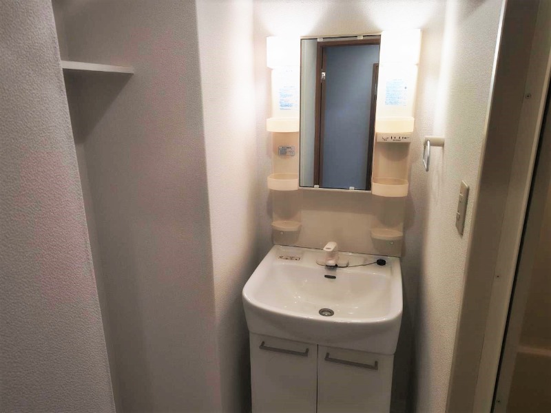 洗面設備　別タイプのお写真です。