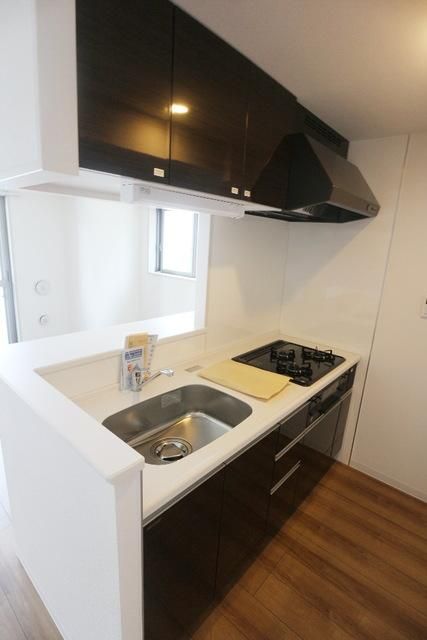 キッチン　お部屋探しは株式会社　タウンハウジング　までお気軽にお問合…