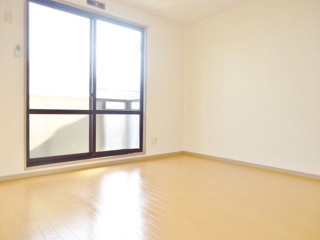 居室・リビング　洋室8帖