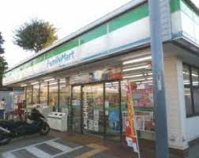 コンビニ　ファミリーマート丸萬上井草店（コンビニ）まで522m