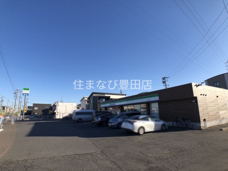 コンビニ　ファミリーマート刈谷東境店（コンビニ）まで675m