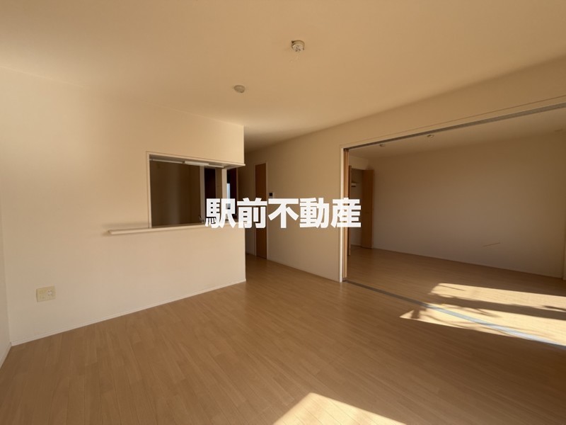 居室・リビング　反転タイプ