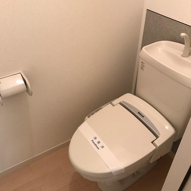 バス・シャワールーム　落ち着いた空間のお風呂です