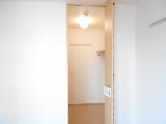 収納　B105 ウォークインクローゼット