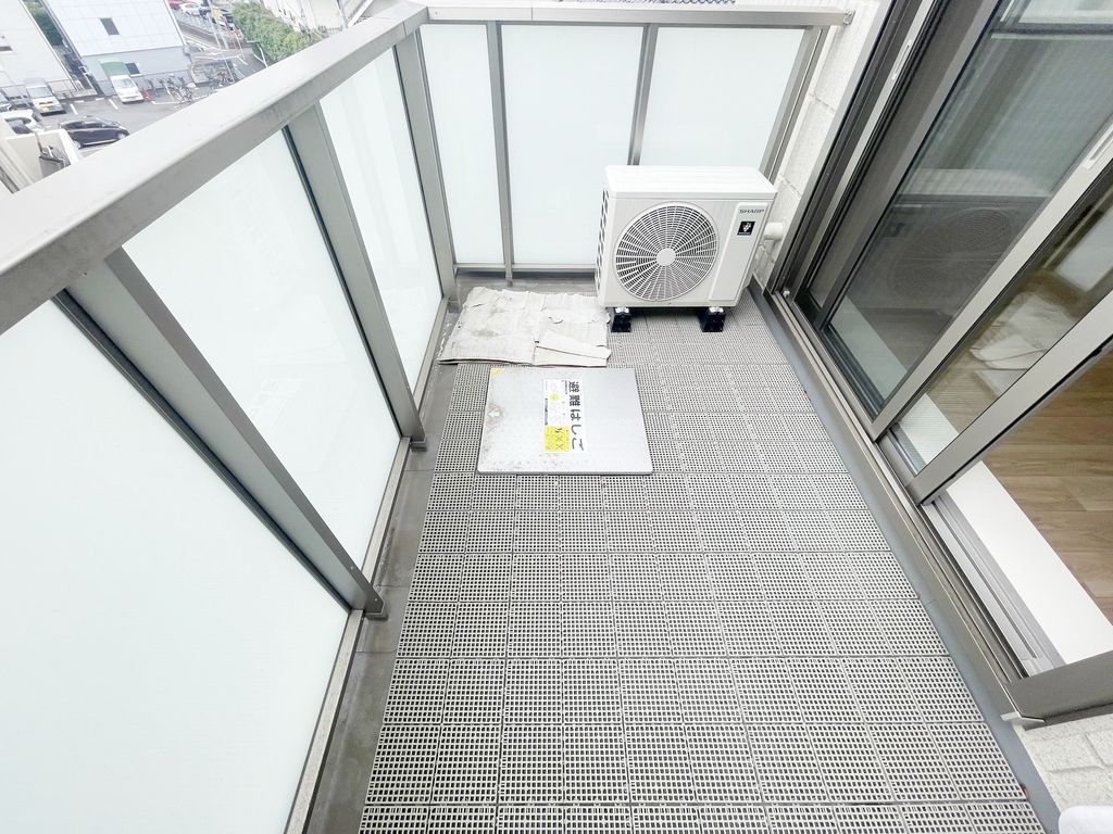 バルコニー　バルコニー