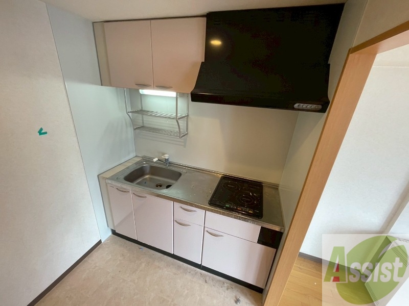 キッチン　キッチンにはＩＨクッキングヒーターも完備です！