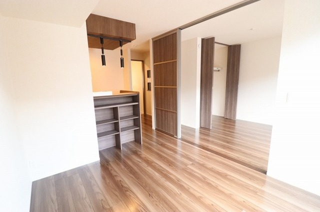 居室・リビング　リビングルーム　１０帖