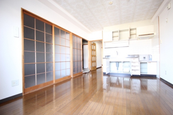 居室・リビング　※別号室の写真を使用しております。