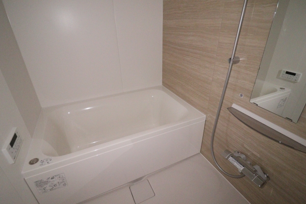 バス・シャワールーム　※同物件別号室写真となります。