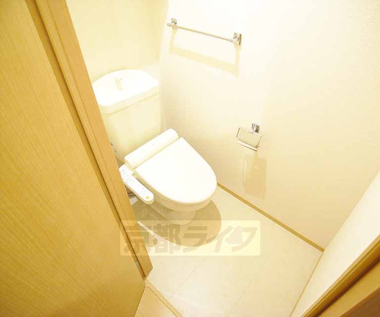 トイレ　ウォシュレット完備