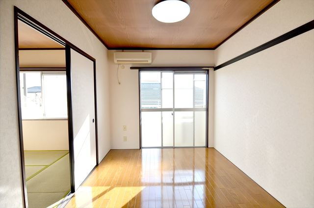 居室・リビング　洋室５．３帖