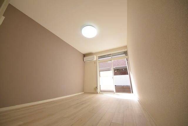 居室・リビング　★日当たりのいいお部屋です★