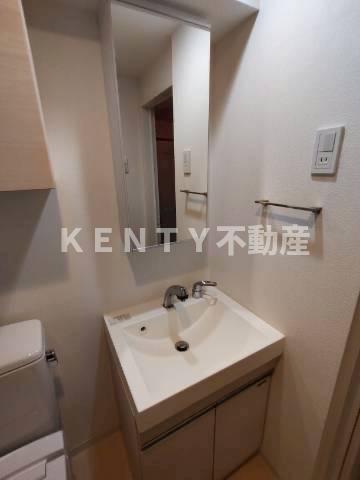 洗面設備　コンパクトで使いやすい洗面所