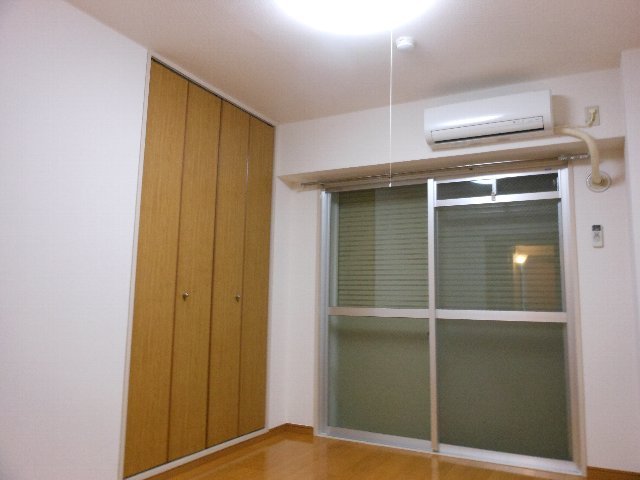 その他部屋・スペース　エアコン付の洋室♪
