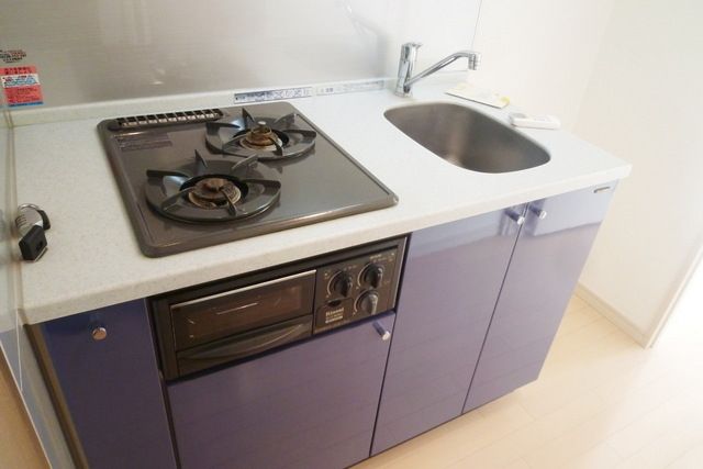 キッチン　★二口コンロのシステムキッチンです★
