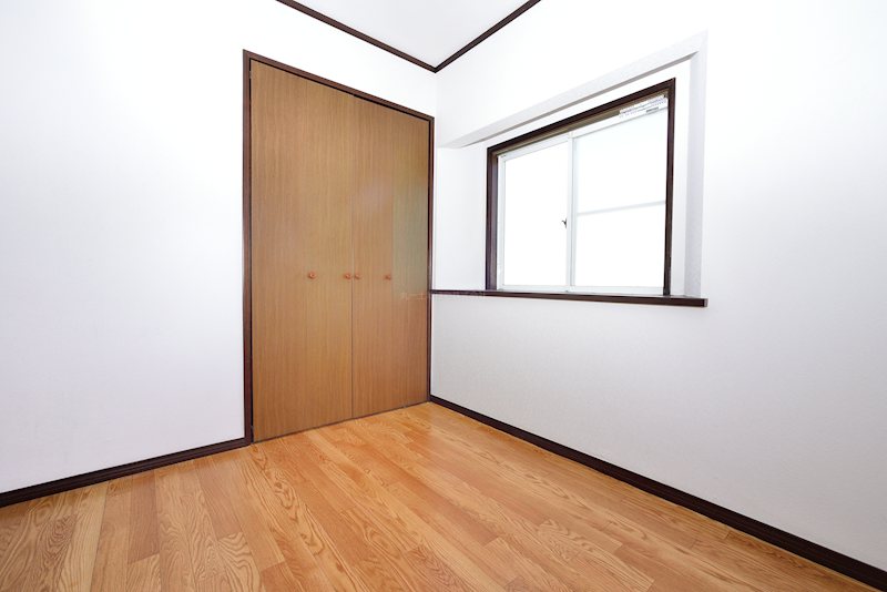 その他　フリーレント２か月　２階東南角部屋　ロフト付き