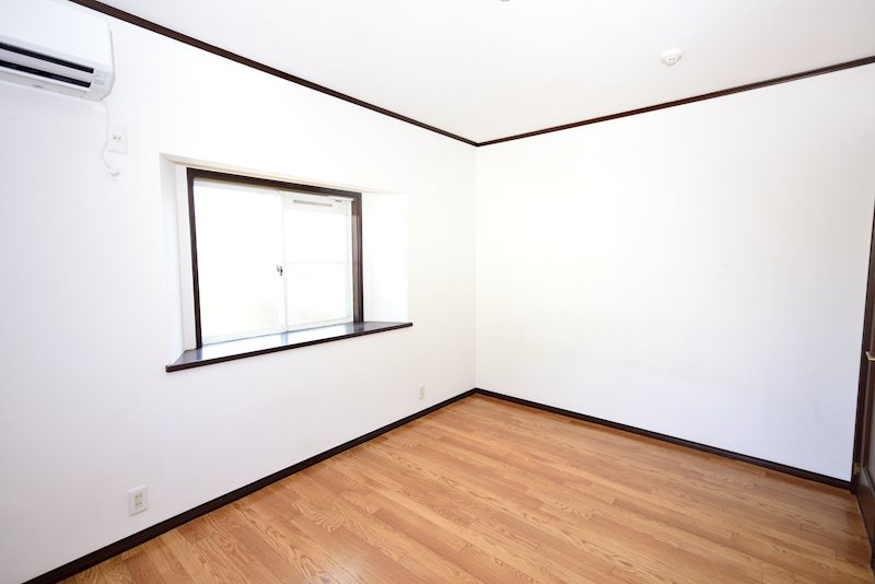 その他　フリーレント２か月　２階東南角部屋　ロフト付き