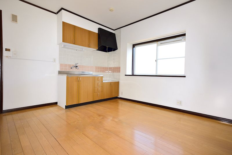 その他　フリーレント２か月　２階東南角部屋　ロフト付き