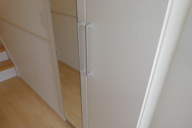 玄関　シューズボックス